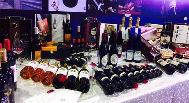 開(kāi)紅酒加盟店要去哪里拿貨